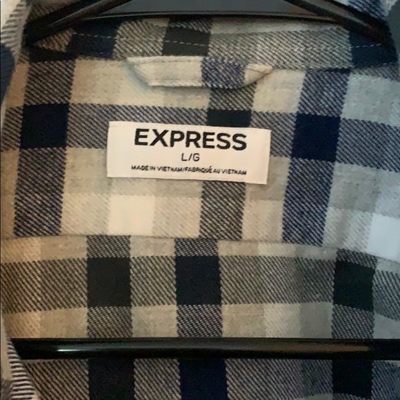 Long sleeved Express Flannel - Picture 2 of 3